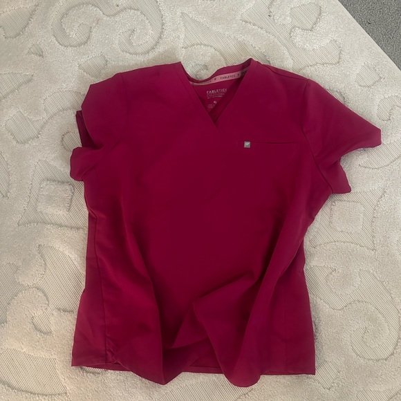 Fabletics scrub set - Picture 3 of 4